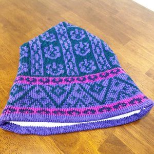 Mountain Ladies & Awe Vintage Handmade Wool Knit Beanie Hat